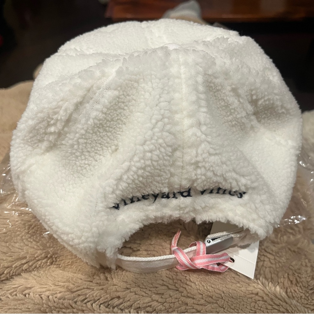 Vineyard Vines White Fleece Hat - Picture 3 of 3